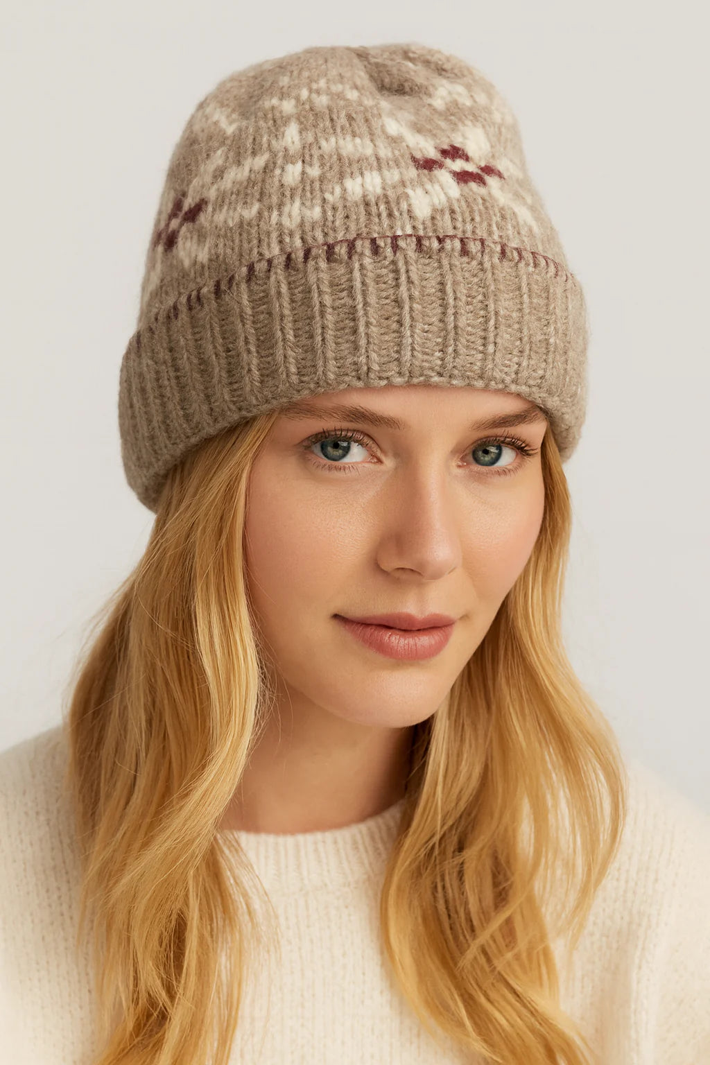 Snowflake Knit Beanie | Camel