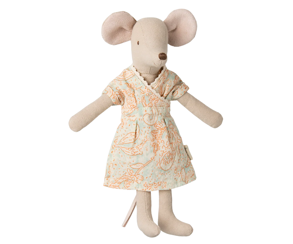 人形 Maileg Maileg Mom Mouse With Extra Outfit - Petite Couture– Odin Parker