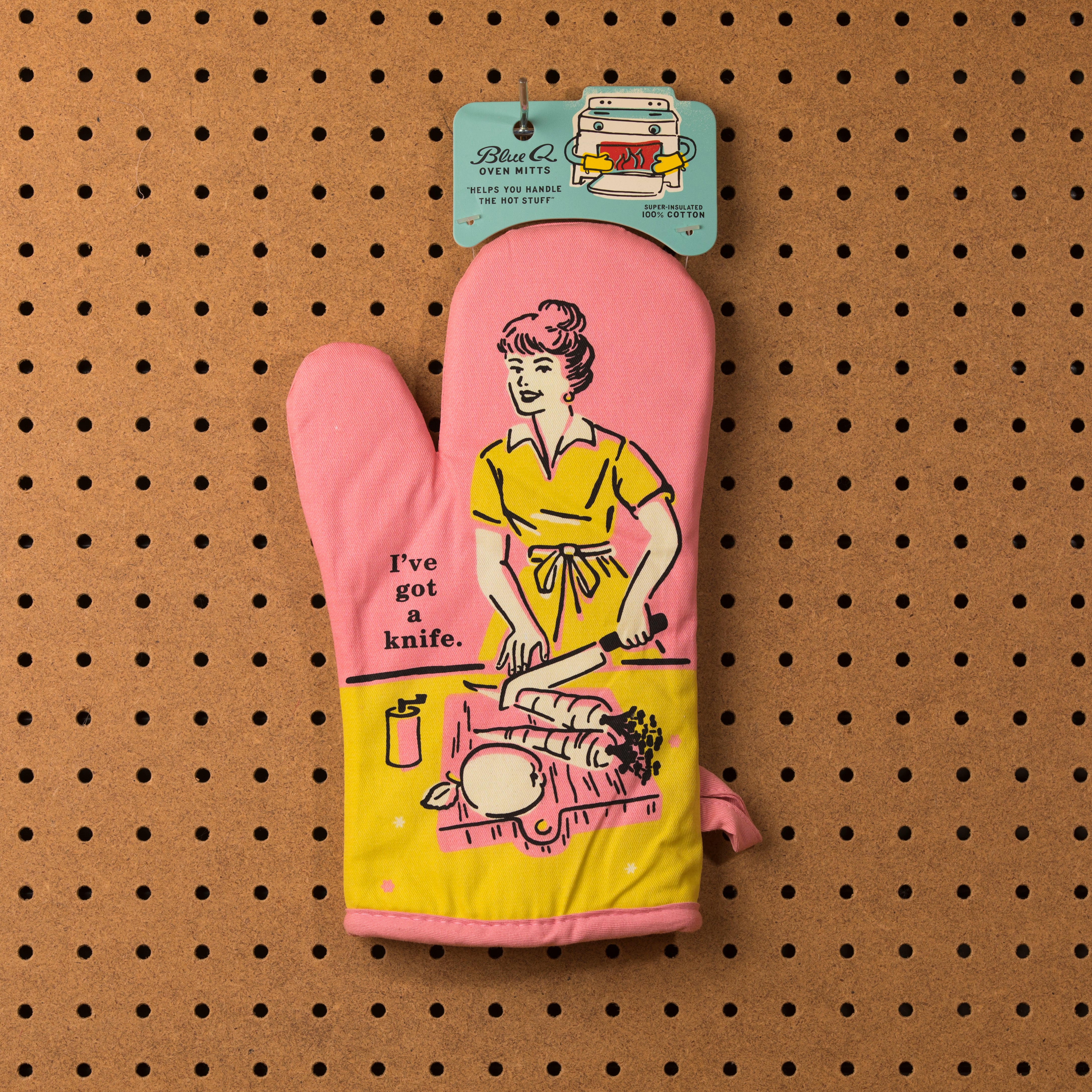 Here are the oven mitts that finally helped me get my kid cooking. Spoiler:  They're not mitts!