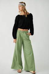 Light As Spring Trousers
